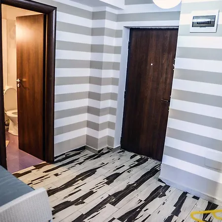 Apartament Miraj 2 - Africa Wild Apartment