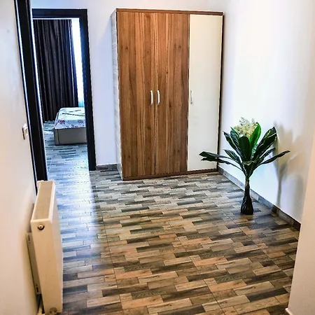 Apartament Miraj 2 - Africa Wild Apartment *
